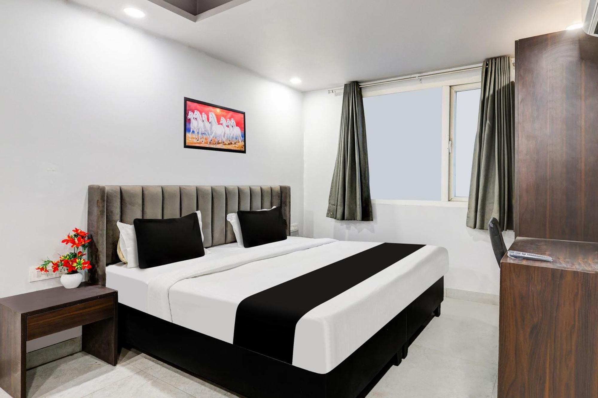 Super Collection O Shalimar Bagh Hotell Delhi  Eksteriør bilde